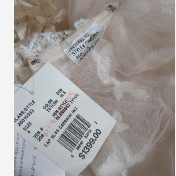 NWT Galina Signature Illusion Plunge Lace Appliqued Wedding Dress - Picture 5 of 5